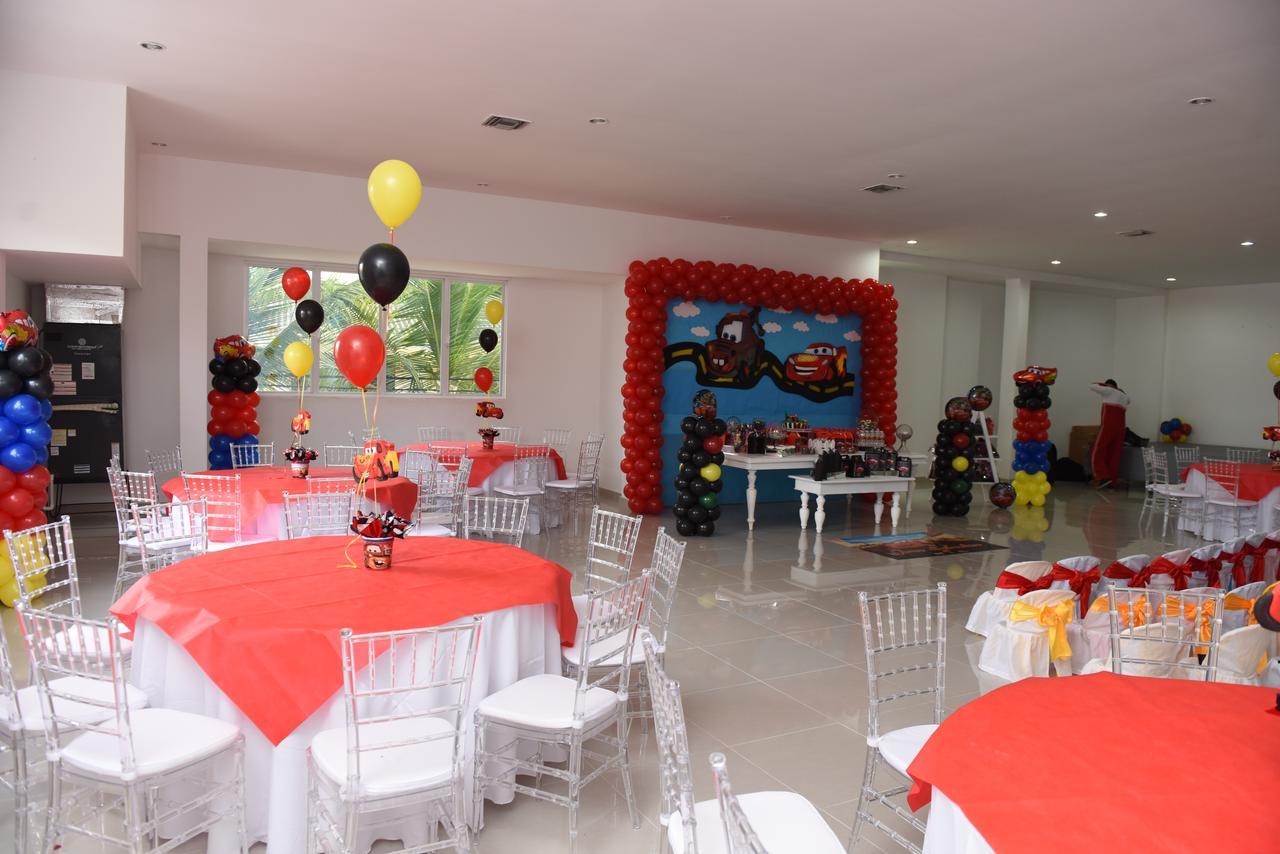 Hotel El Emigrante Puerto Colombia Bagian luar foto